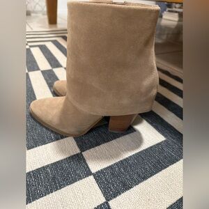 Jessica Simpson Coulton Ankle Boots